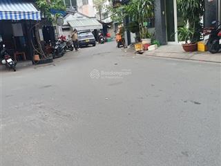 Gia đình cần bán căn nhà cấp 4 sát ngay mặt tiền phạm văn hai, tân bình