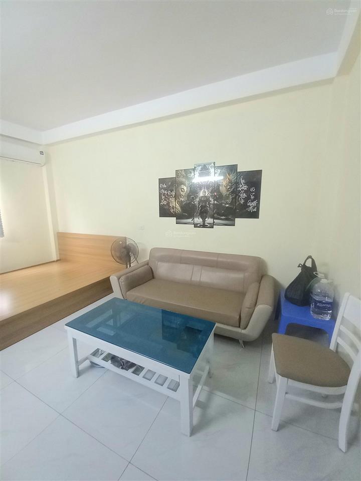 Cho thuê cc mini, 4,5 triệu, 28m2, view đẹp tại ngõ 487, cổ nhuế, gần đại học mỏ