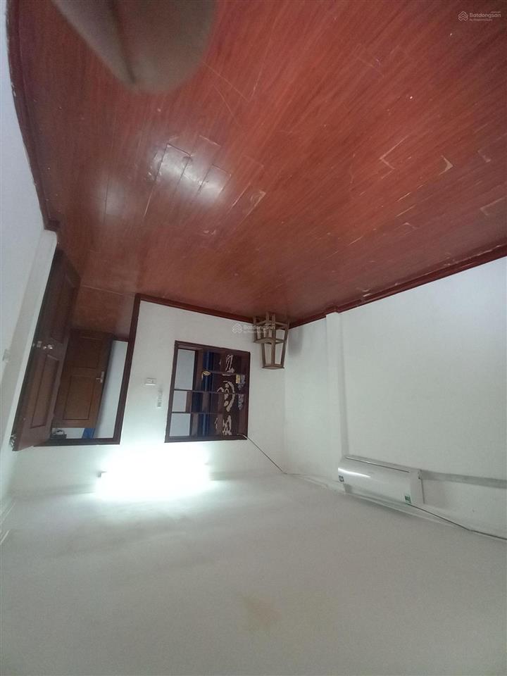 Cho thuê căn hộ tập thể đẹp phố tô hiệu nhỏ, 5 triệu vnd, 30 m2, 1n1k giá rẻ