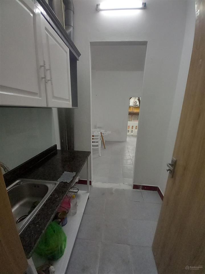 Cho thuê nhà trọ, phòng trọ tại ngõ 1, nghĩa tân, cầu giấy, 6 triệu, 40 m2, view đẹp