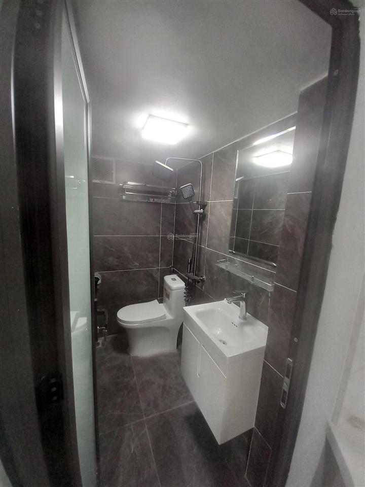 Cho thuê cc mini 1k1n, 1wc, giá 5,2 triệu, 25m2 tại thụy khuê, ba đình, hà nội, hot