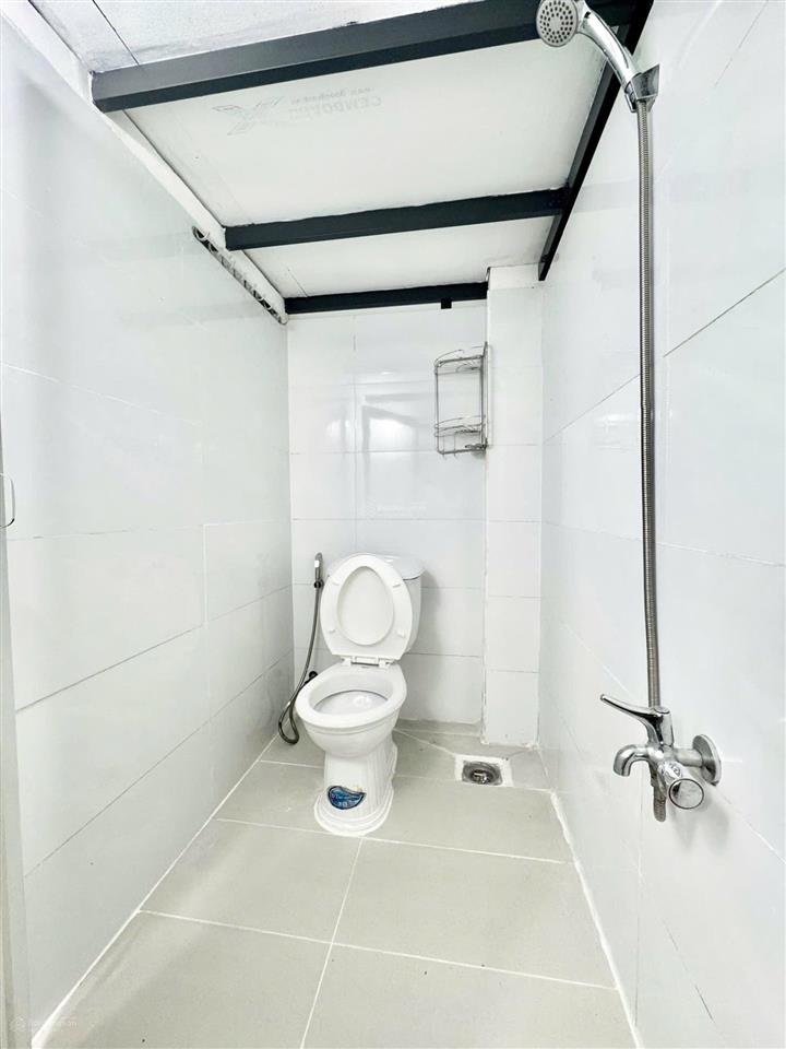 Sẵn phòng duplex ban công siêu thoáng ngay ga metro bình thái  xa lộ hà nội