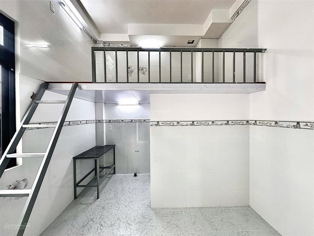 Phòng trọ giá sinh viên mới xây ngay đh hutech khu e