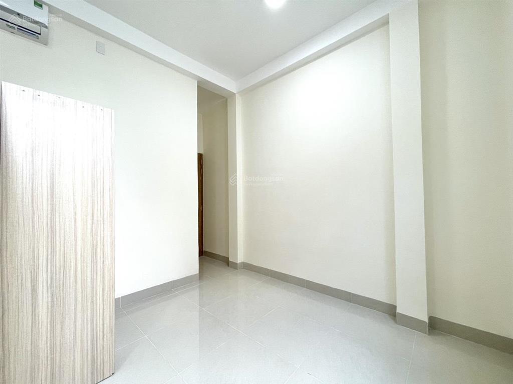 Bóc tem phòng 25m2 mới xây  ngay đường bùi đình túy học viện cán bộ, chợ long vân