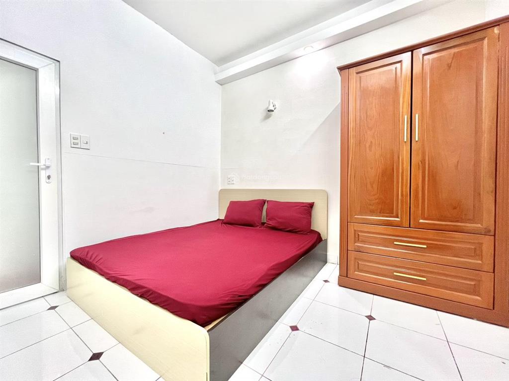 Căn hộ 50m2, 2 phòng ngủ, thang máy, ngay cầu tham lương, trường chinh