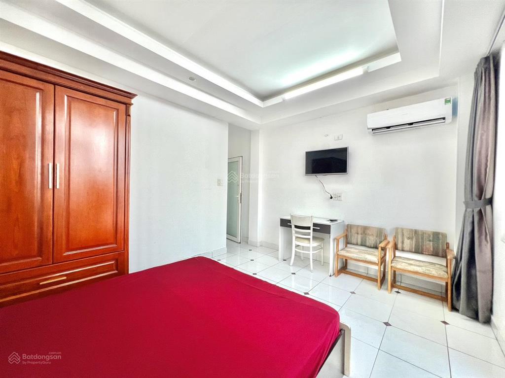 Căn hộ 50m2, 2 phòng ngủ, thang máy, ngay cầu tham lương, trường chinh