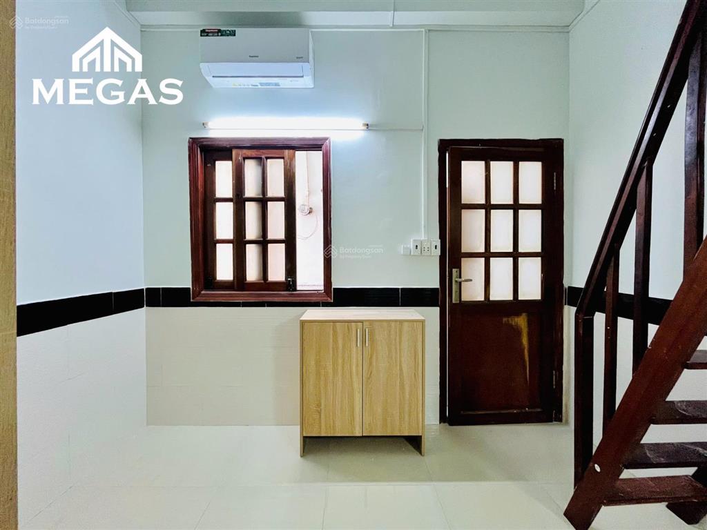 Phòng mới 100% cửa sổ trời cạnh aeon bình tân, tên lửa  thang máy  pccc  an ninh 24/7