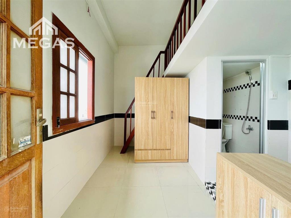 Phòng mới 100% cửa sổ trời cạnh aeon bình tân, tên lửa  thang máy  pccc  an ninh 24/7