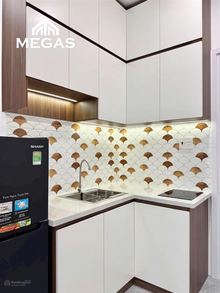 Căn hộ ban công thuê chính chủ giá tốt ngay hoà bình, thoại ngọc hầu