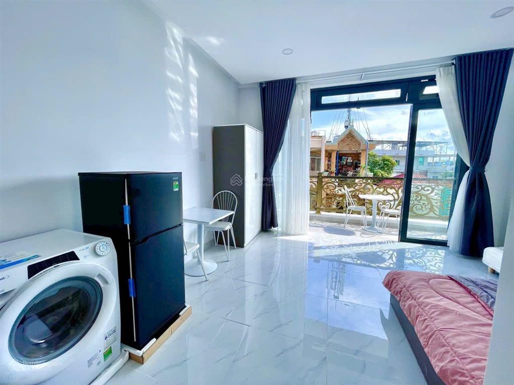 Căn hộ cao cấp ngay hậu giang  vòng xoay phú lâm, mới keng, full nội thất