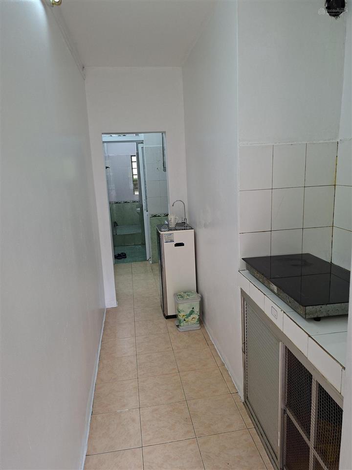 Cho thuê căn hộ tập thể a2 vĩnh hồ