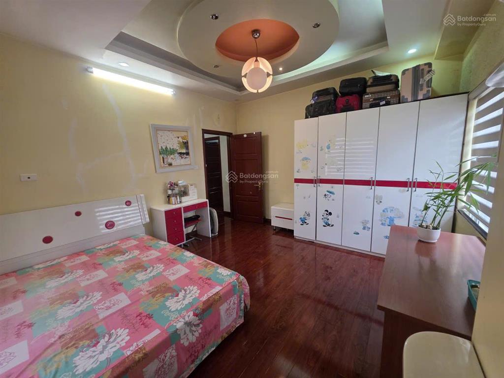 Bán căn hộ cao cấp 186m chung cư e3 yên hòa, cầu giấy 180,9m2 x 3pn, giá 14 tỷ.  0933 993 ***