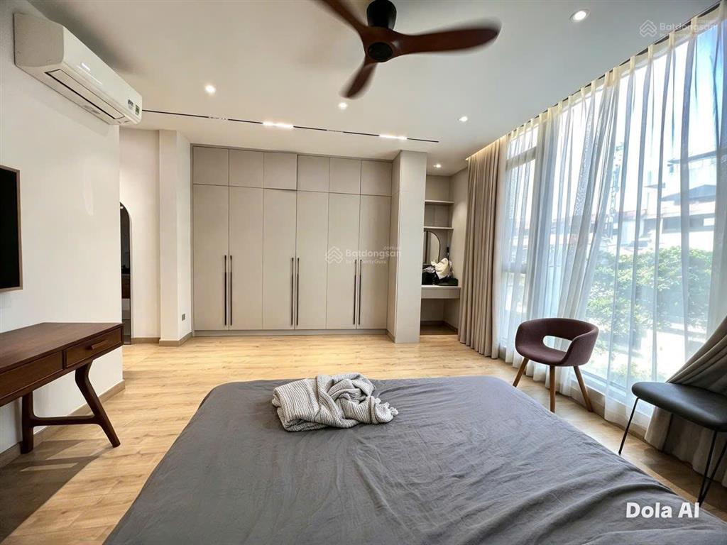 Chỉ 28 tỷ mặt phố ba đình, lô góc hàng cháo, ô tô, kd, 6 tầng thang máy, mt 4,8m.  0933 993 ***