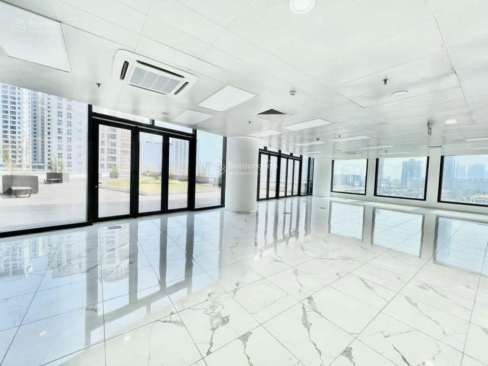 Đừng mở phòng khám trên nhà thuê! mua ngay tòa 8t x 142m định công, 3xe cấp cứu vào được, nhú 40 tỷ