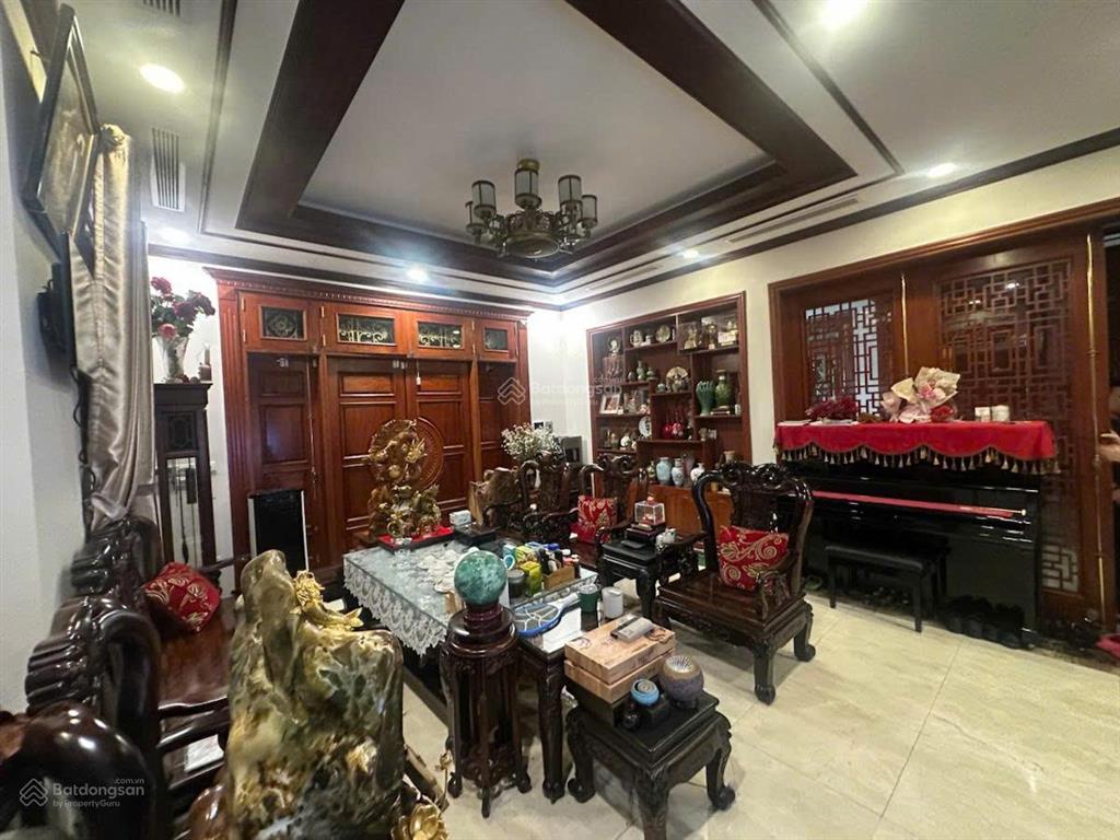 Hôm nay ko định đăng tin đâu, nhưng căn vương thừa vũ 140mx8t hơn 40 tỷ này đẹp quá, lại phải đăng