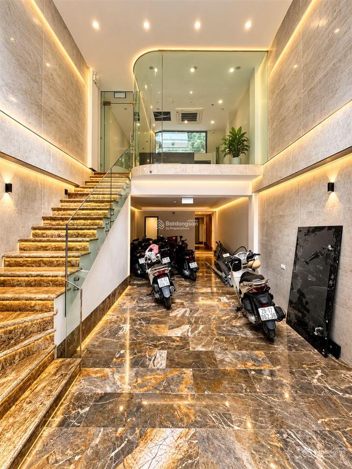 Zàng ơi! bđs ấm lên rồi, tòa nhà phạm ngọc thạch dt 139m x8t, đống đa 1 ngày hơn 40 cuộc gọi nhỡ