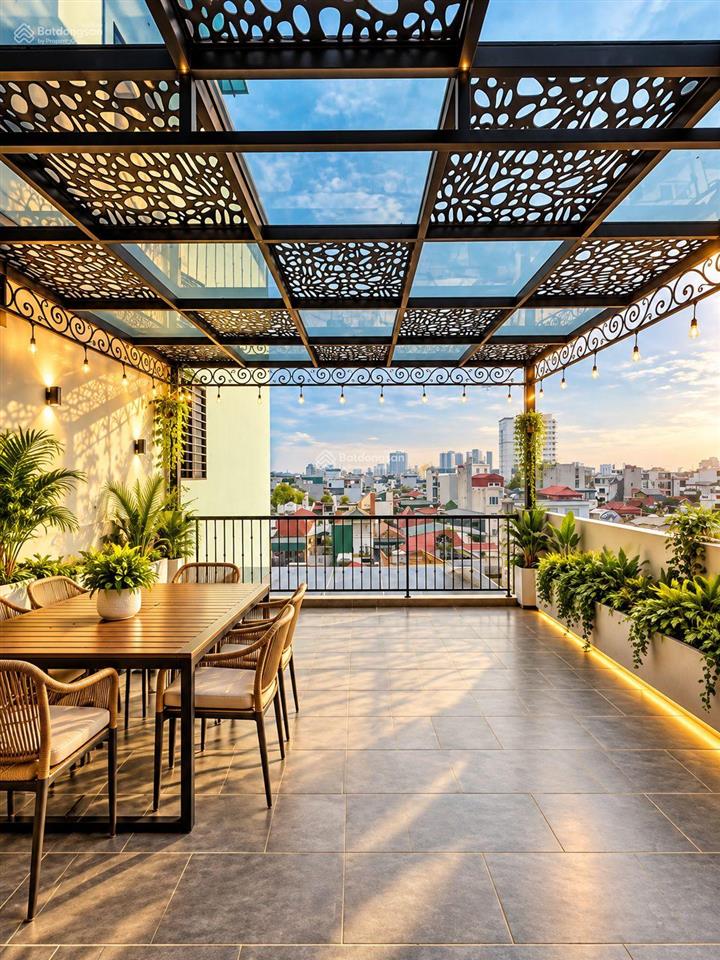 Zàng ơi! bđs ấm lên rồi, tòa nhà phạm ngọc thạch dt 139m x8t, đống đa 1 ngày hơn 40 cuộc gọi nhỡ