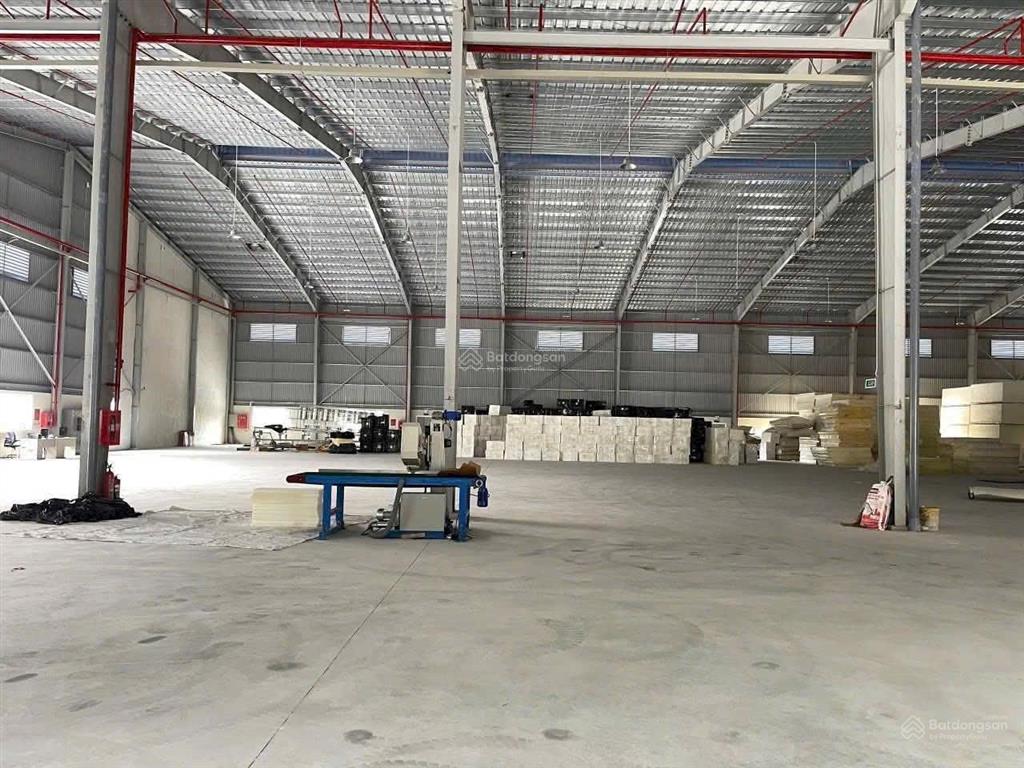 Cho thuê kho xưởng 10.000m2 dĩ an (có cho thuê lẻ)