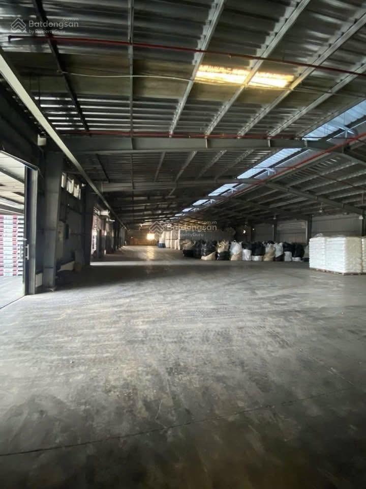 Cho thuê kho 2000m2 ql 1a  linh trung (pccc tự động, dock cont)