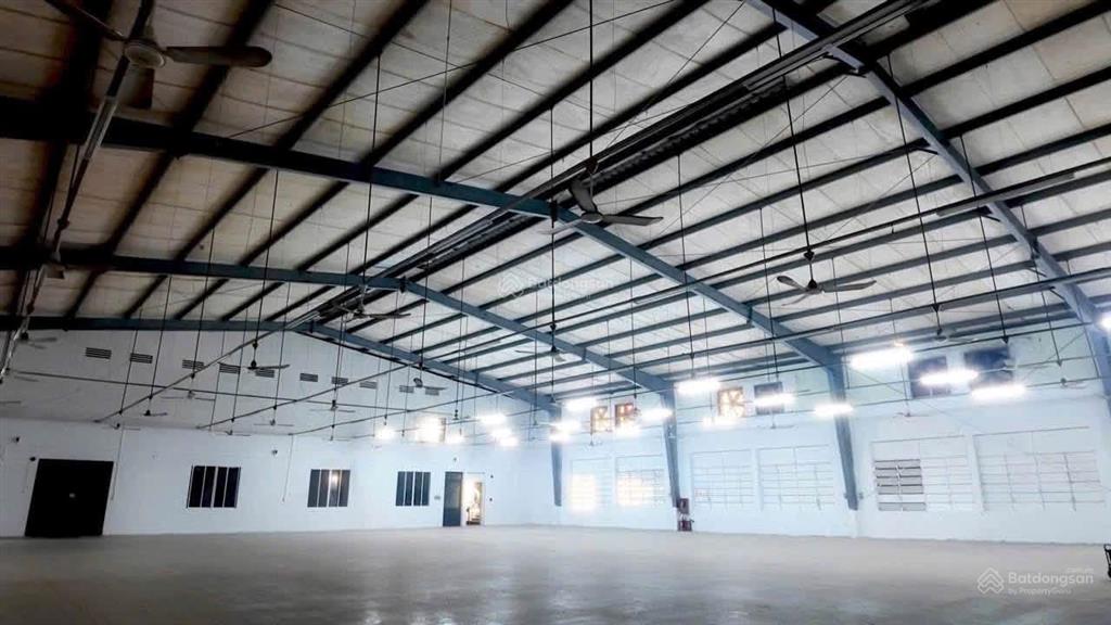 Cho thuê xưởng 3000m2 quận 9 (pccc vách, thẩm duyệt)  giá 165tr.