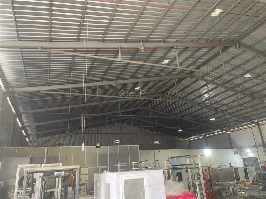 Cho thuê kho xưởng 700m2 quận 9 (pccc tự động  đường xe cont)