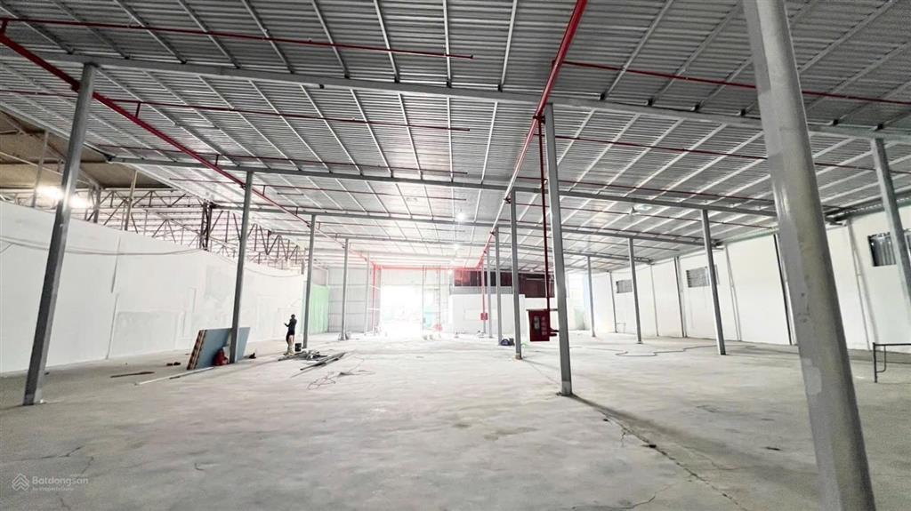 Kho xưởng 900m2 (ngăn theo nhu cầu) linh xuân  thủ đức. (pccc tự động)