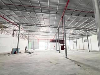 Kho xưởng 900m2 (ngăn theo nhu cầu) linh xuân  thủ đức. (pccc tự động)