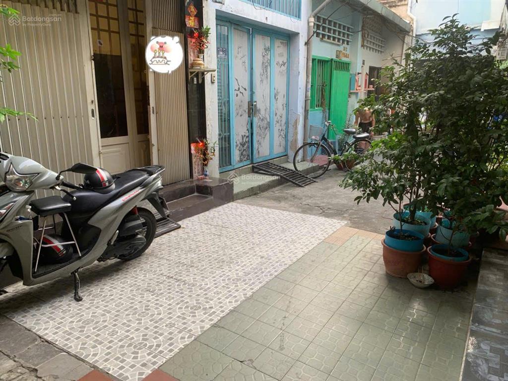 Bán nhà quận 3, hẻm 210 cmt8 65m2, 1 trệt 1 lầu, gần ga sài gòn giá cần bán gấp 6.8 tỷ tl