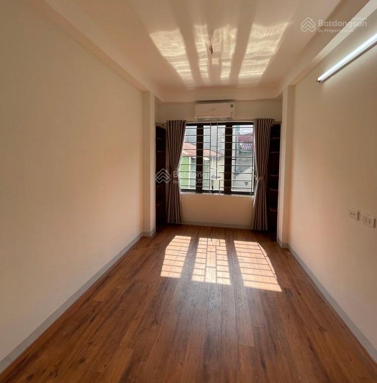 Nhà vĩnh hưng 22m² x5t 3,79 tỷ3pn, sổ đẹp, oto 20m, ko qh