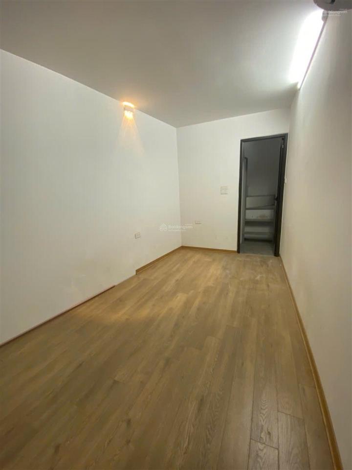 Nhà bạch mai 20m² x 4 tầng 4 tỷ + ngõ thông sổ riêng ko qh