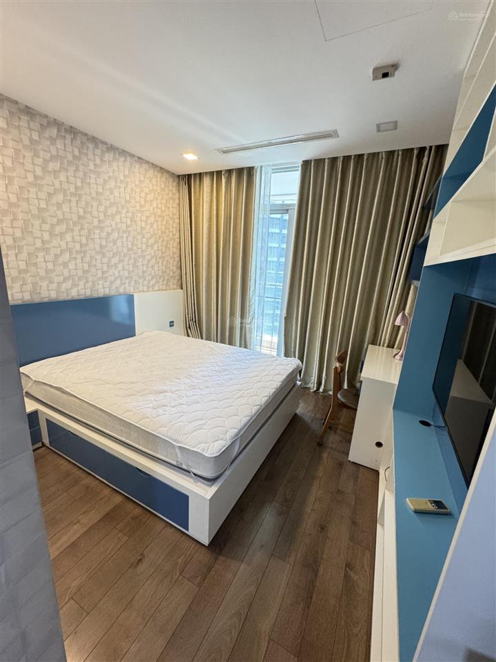 Vinhomes central park, cho thuê 4pn, 154m2, giá chỉ 55tr/th. 0908 048 ***