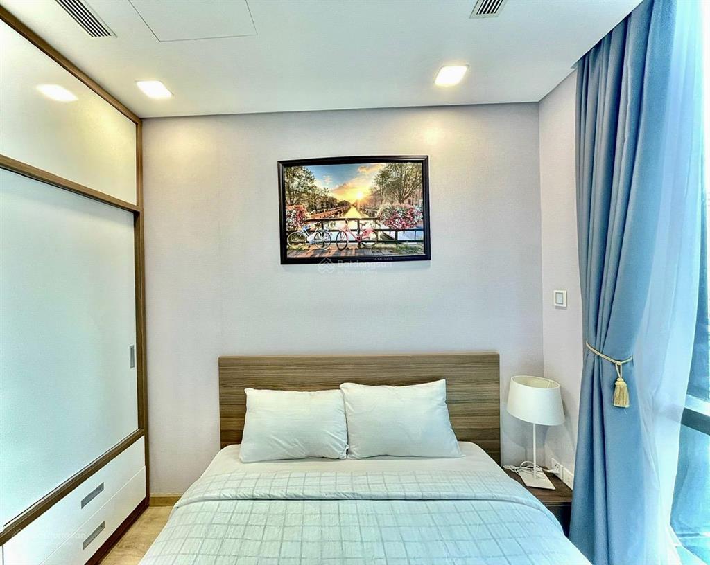 Cho thuê căn hộ 2pn trong tòa lm81, view đẹp đỉnh cao. 40tr/th. 0908 048 ***