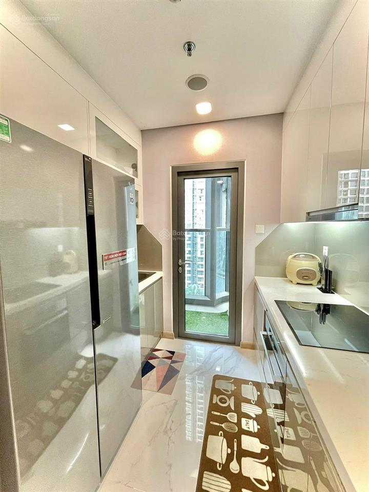 Cho thuê căn hộ 2pn trong tòa lm81, view đẹp đỉnh cao. 40tr/th. 0908 048 ***
