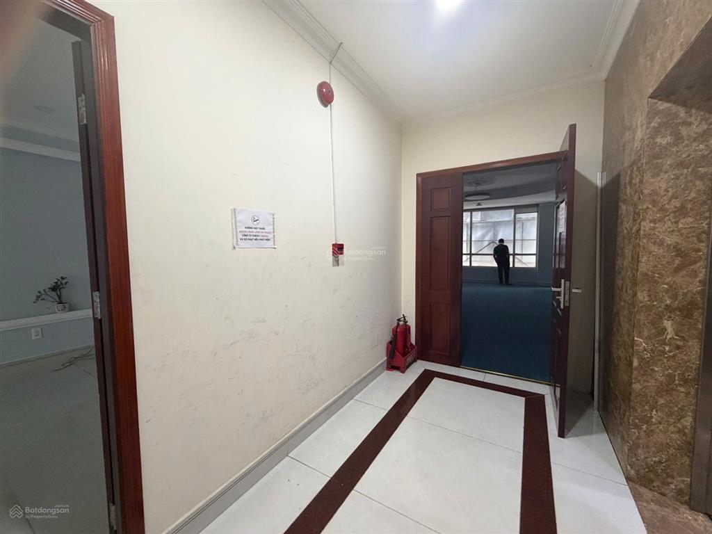 Cc cho thuê tòa nhà mặt phố tạ hiện phường cát lái. tầng lửng + 1 + 2, tổng 435m2 tiện ích đầy đủ