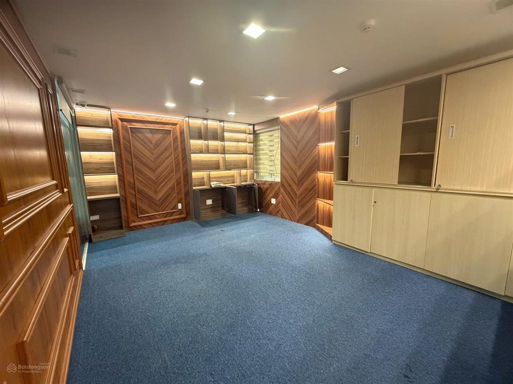 Cc cho thuê tòa nhà mặt phố tạ hiện phường cát lái. tầng lửng + 1 + 2, tổng 435m2 tiện ích đầy đủ