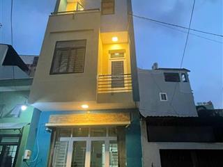 Cho thuê nhà dương quảng hàm dt 4,2 x17 4pn, 3wc hẻm 8m