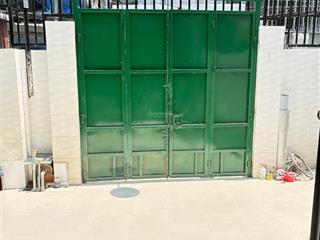 Cho thuê nhà duong quang hàm dt 4,5 x 18 2pn, 2wc