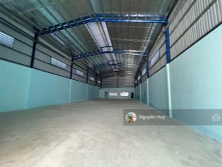 Cho thuê kho xưởng 700m2 đường tl835d phước vân  cần đước  long an. xe container 24/24
