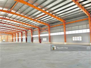 Cho thuê xưởng trong khu công nghiệp bến lức, long an khuôn viên dt 3150, xưởng 2100m, vp 200m