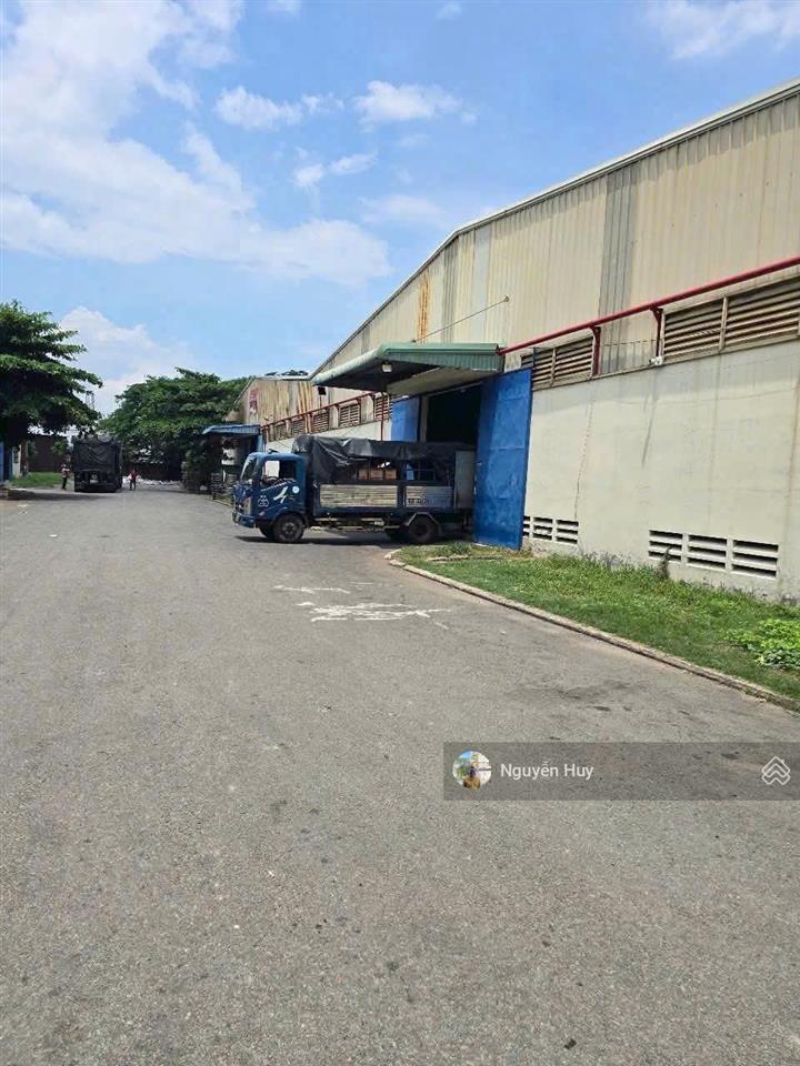 Cho thuê kho, nhà xưởng 3000 m2 tại kcn vĩnh lộc, bình chánh.  0909 913 ***