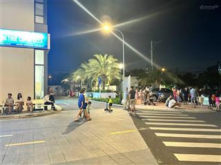 Chính chủ bán căn ricca quận 9. 1pn+1, 58m2, full nội thất, giá 2.8 tỷ, sổ hồng sẵn  0908 005 ***