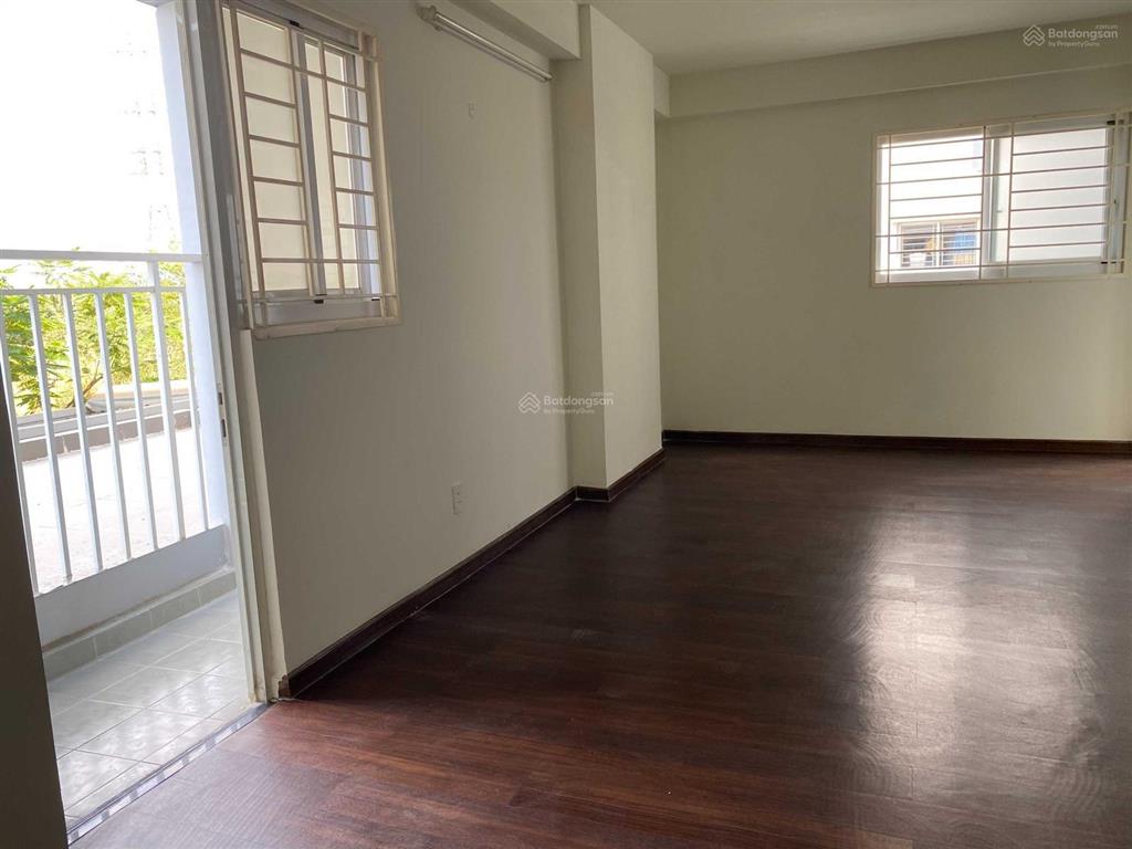Bán căn thương mại 2 tỷ căn góc, ehomes phú hữu, có nội thất