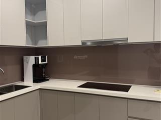 Cho thuê nhanh căn 1pn blook d, có nội thất, giá 6 triệu/tháng nhà mới, có thể ở ngay  0908 005 ***