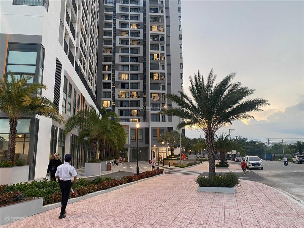 Bán shophouse 3 tầng, 115m2 vị trí đẹp chung cư ricca quận 9 giá chỉ 5.7 tỷ đã sổ hồng sd lâu dài