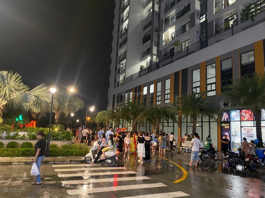 Bán shophouse 3 tầng, 115m2 vị trí đẹp chung cư ricca quận 9 giá chỉ 5.7 tỷ đã sổ hồng sd lâu dài