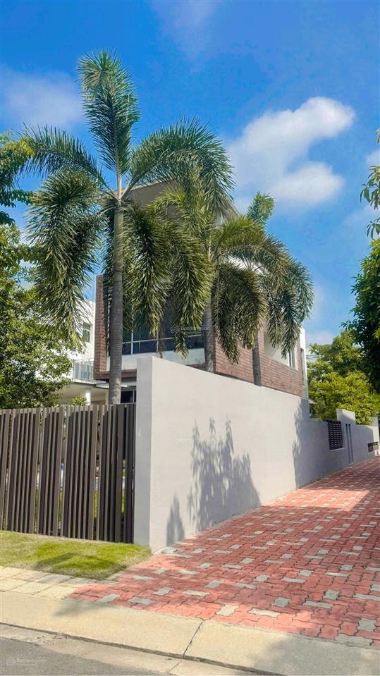 Biệt thự sông riviera cove q9. dt 700m2. căn 2 mặt tiền sông và công viên. sổ hồng riêng. giá 84 tỷ