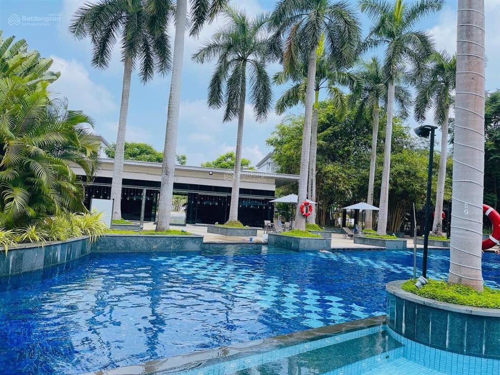 Biệt thự sông riviera cove q9. dt 700m2. căn 2 mặt tiền sông và công viên. sổ hồng riêng. giá 84 tỷ