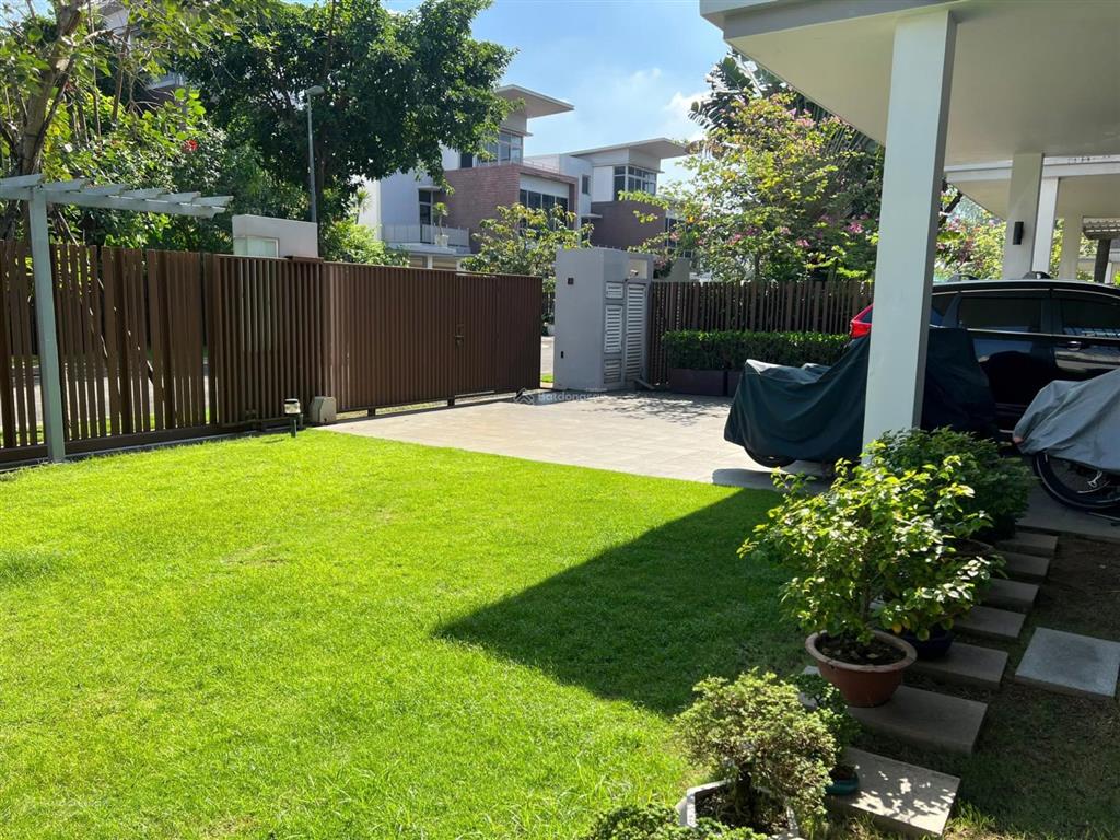Hot. riviera cove đơn lập. căn 2 mặt tiền thoáng mát rộng rãi. dt 720m2. sổ hồng riêng. giá 65 tỷ