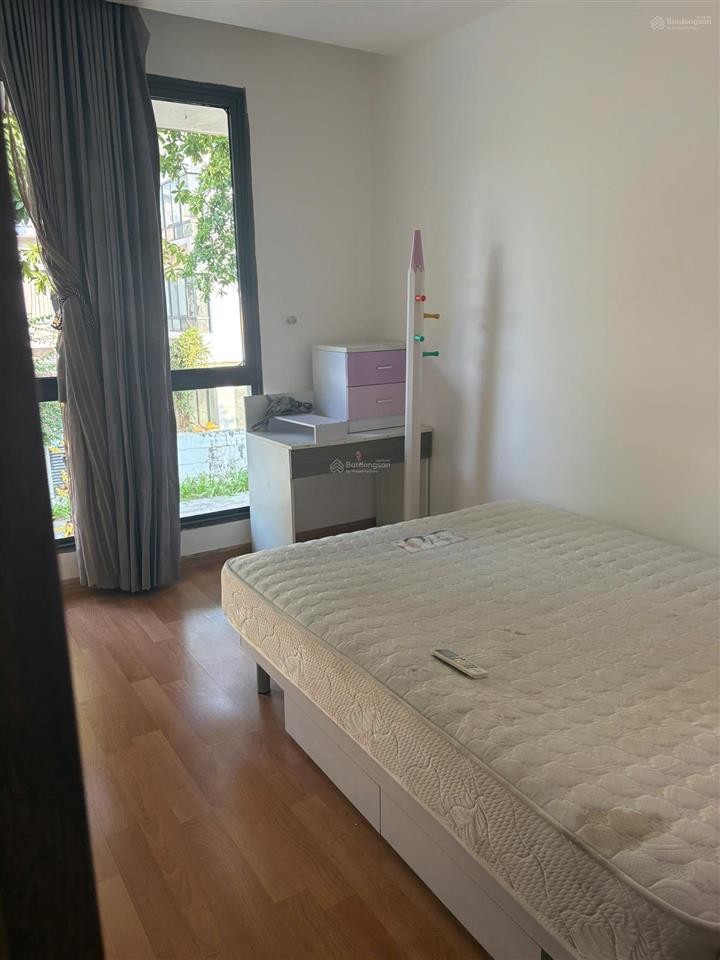 Biệt thự song lập the garland. dt 195m2 . nhà hoàn thiện. sổ hồng riêng. giá 22 tỷ