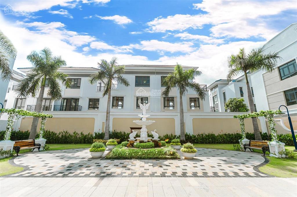 Thấp hơn thị trường 10 tỷ. villa song lập the classia dt 10x20. xây 1 trệt 2 lầu, sân thượng.